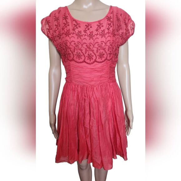 Free People Dresses & Skirts - Free people women's red embroidered bodice ruched waist mini fit & flare dress 6